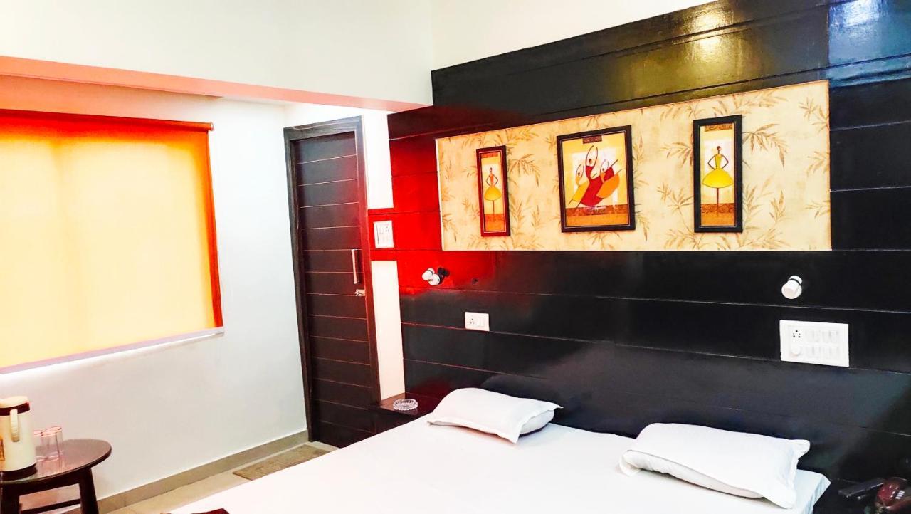 Hotel Shivay Palace Basti Zewnętrze zdjęcie